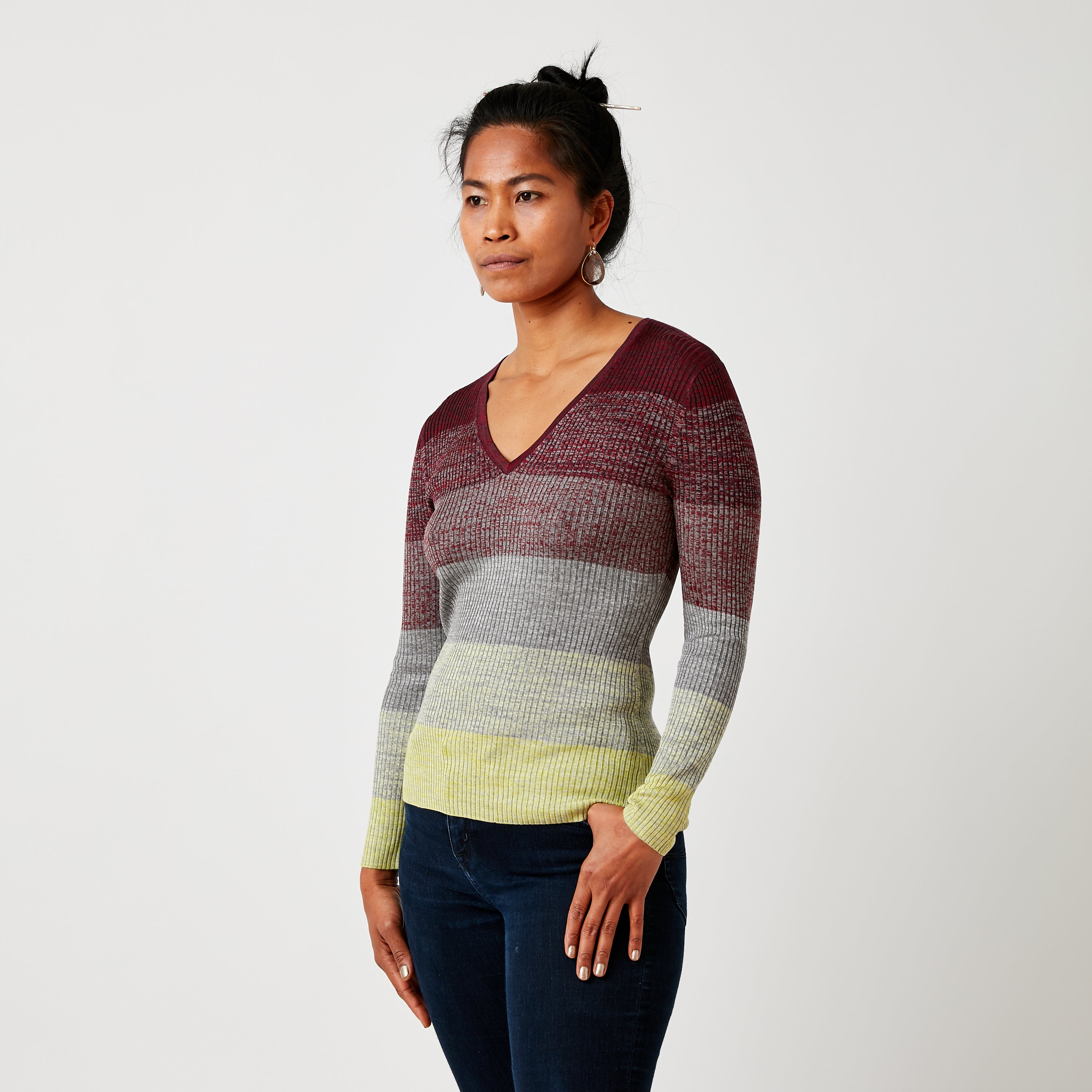 JED Gradient Sweater | Red Sale – Nantucket