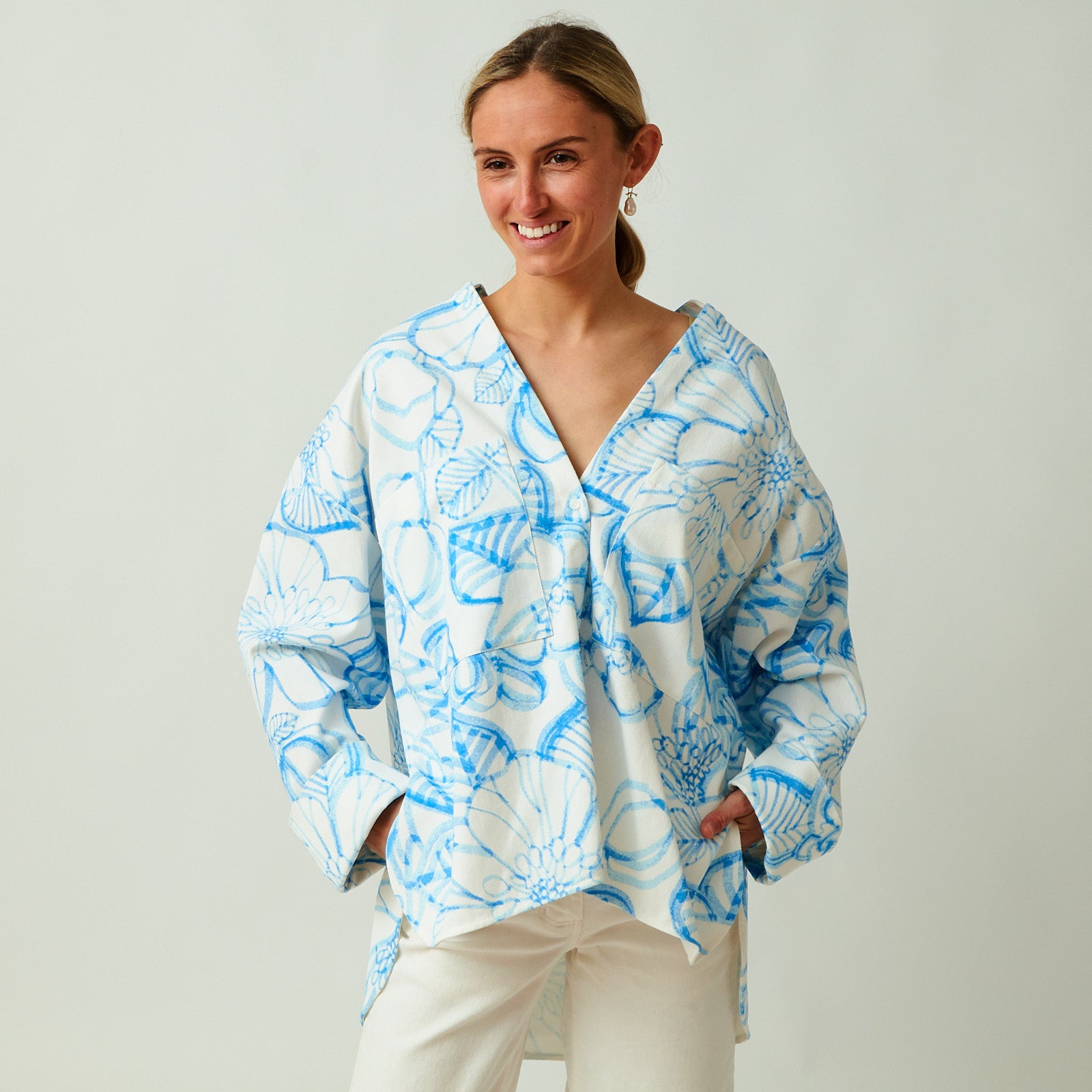 Christian Wijnants Tashvi Blue Peony Top – Atlantic Nantucket