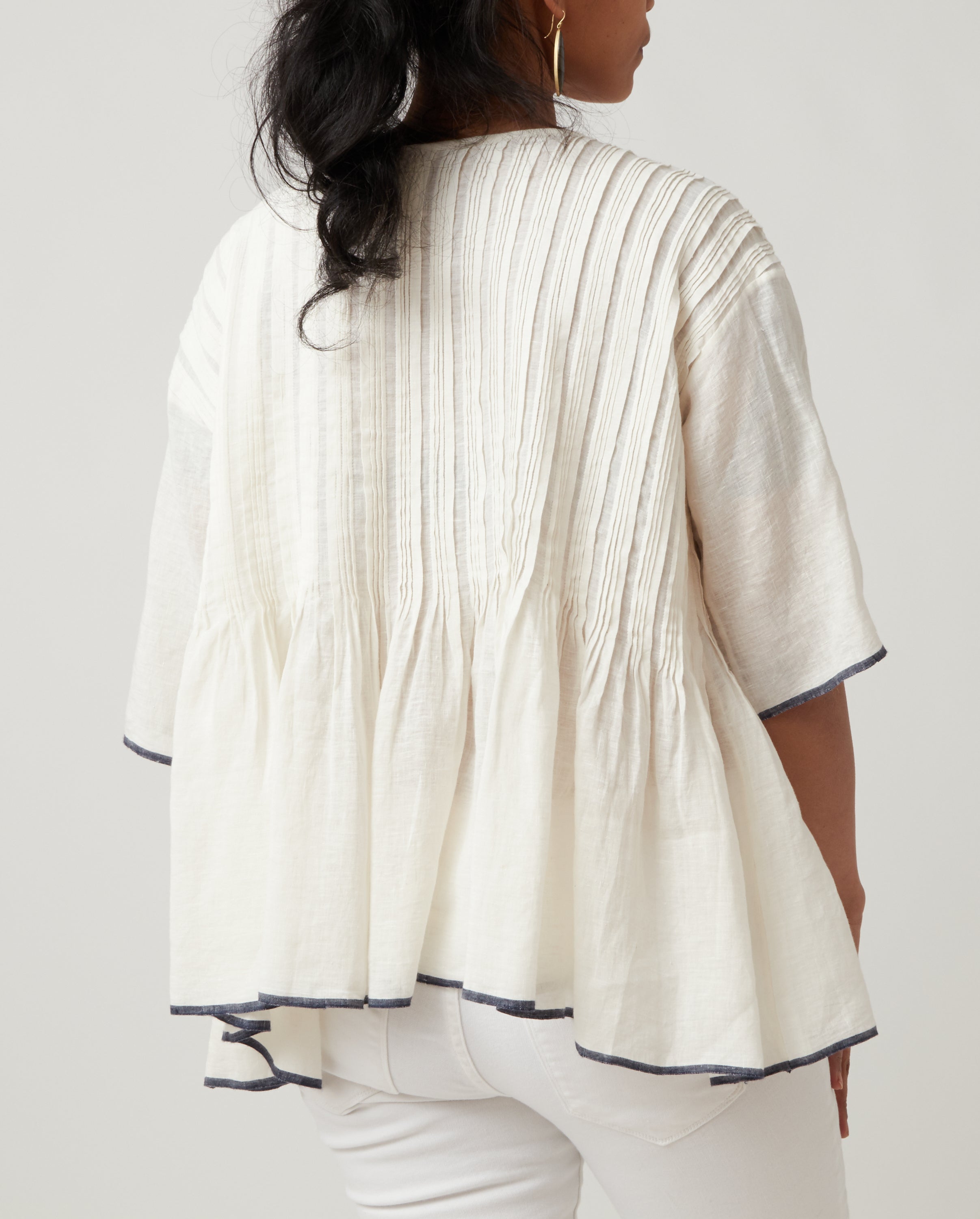 Maison de Soil Random Pleats Pullover – Atlantic Nantucket