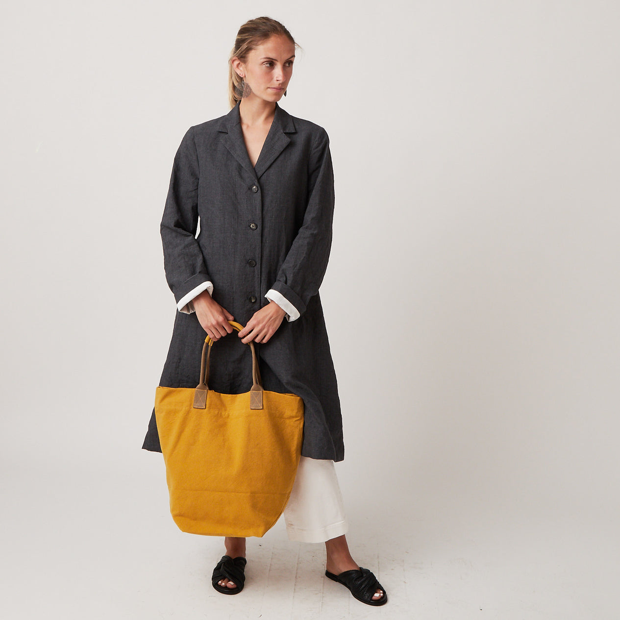 Bergfabel Farmer Coat in Navy-Grey
