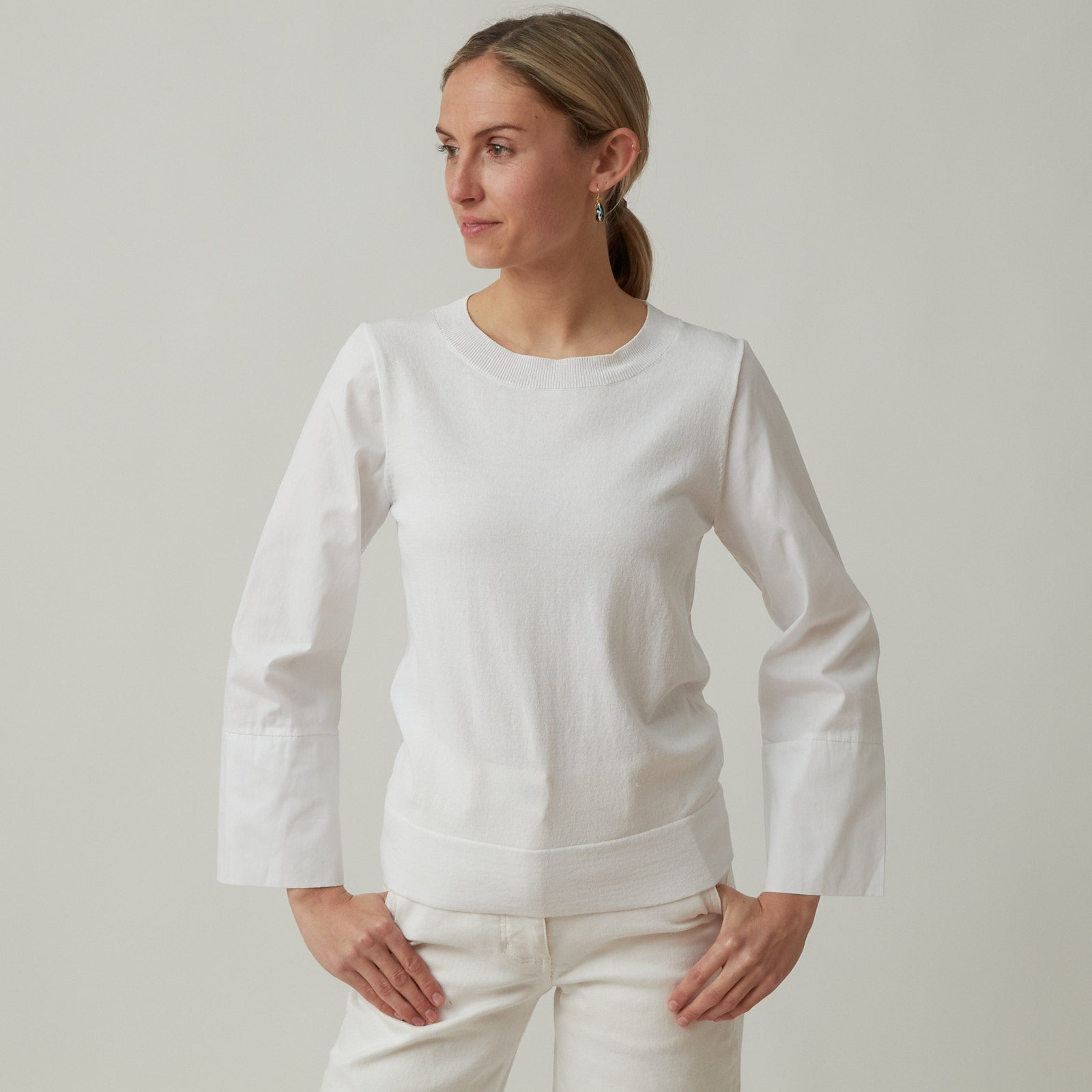 Alpha Studio Contrast Sleeve Top