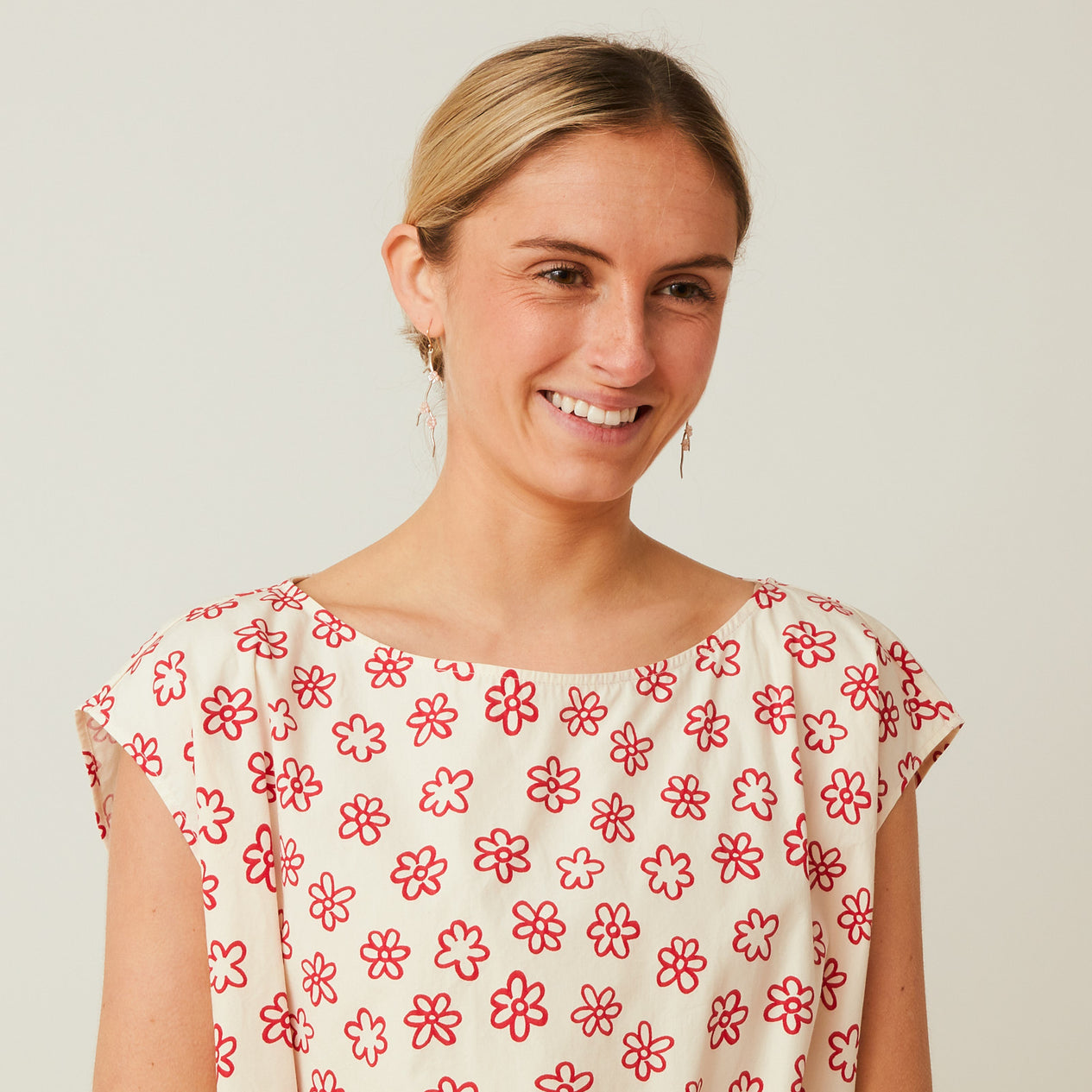 Apuntob Flower Top