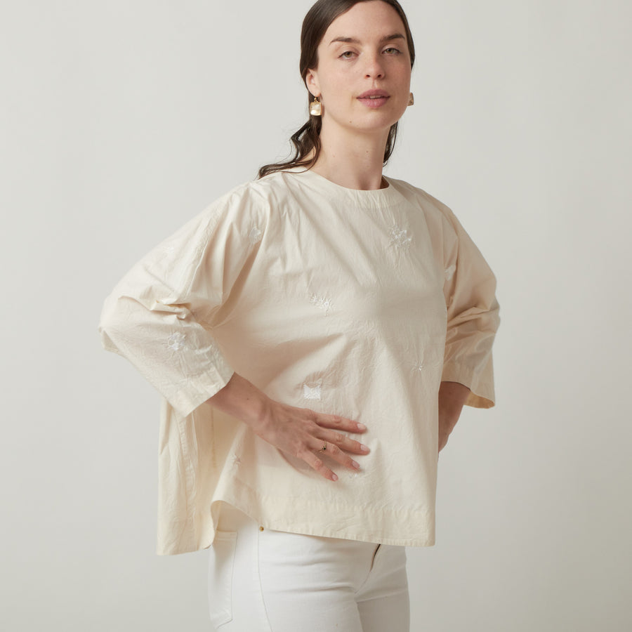 AO Dress White Embroidered Top