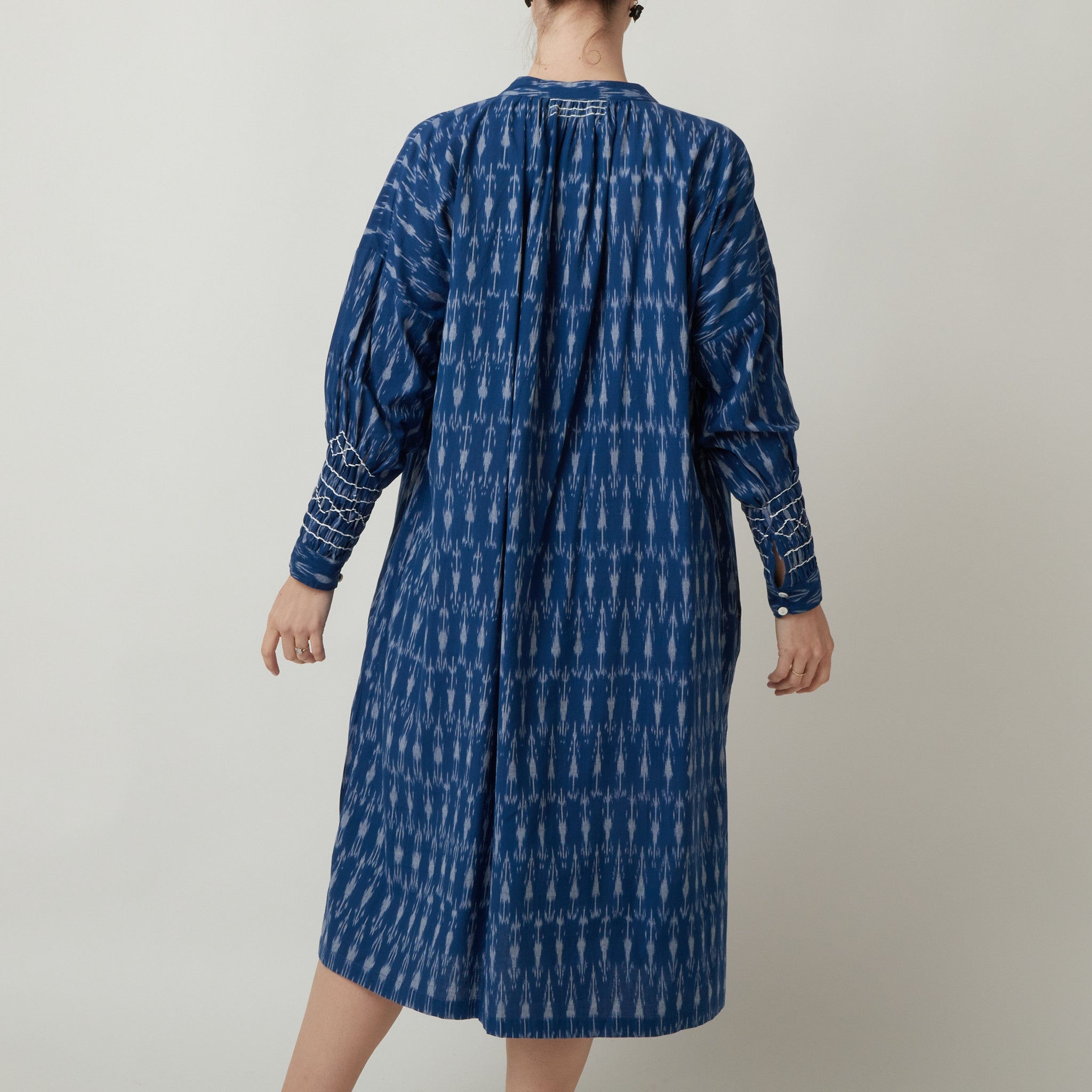 v.de.vinster ヴィドヴァンスター IKAT DRESS ワンピース v.de.vinster ヴィドヴァンスター IKAT DRESS ワンピース